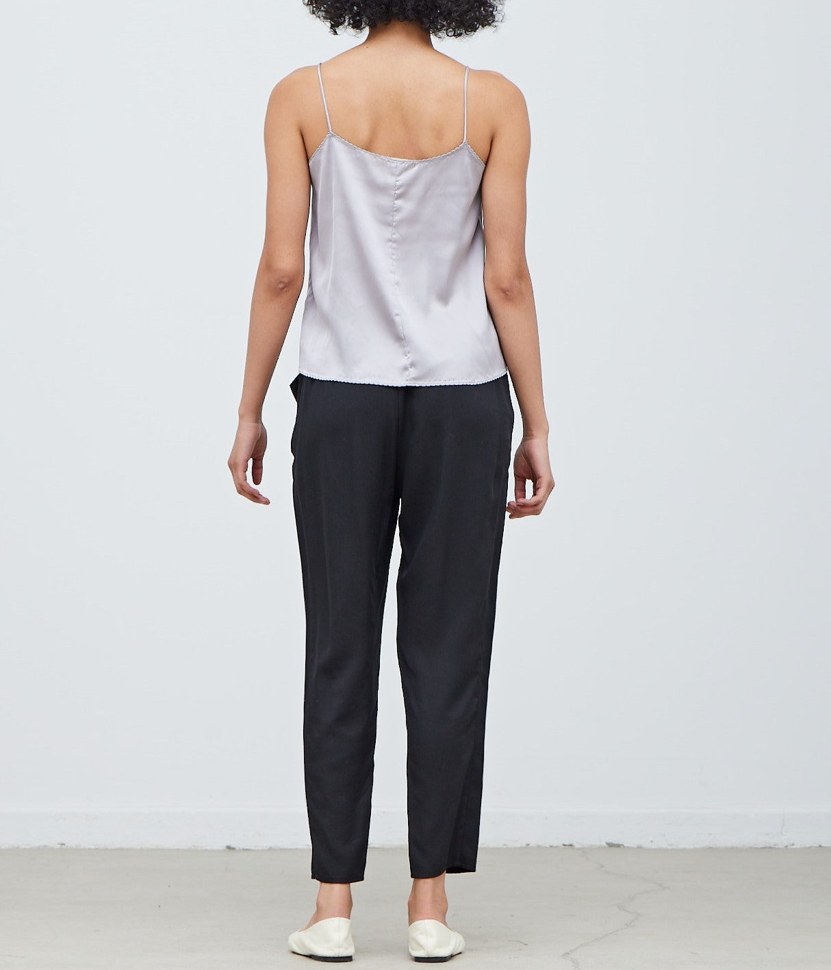 SCALLOP EDGE SATIN TANK