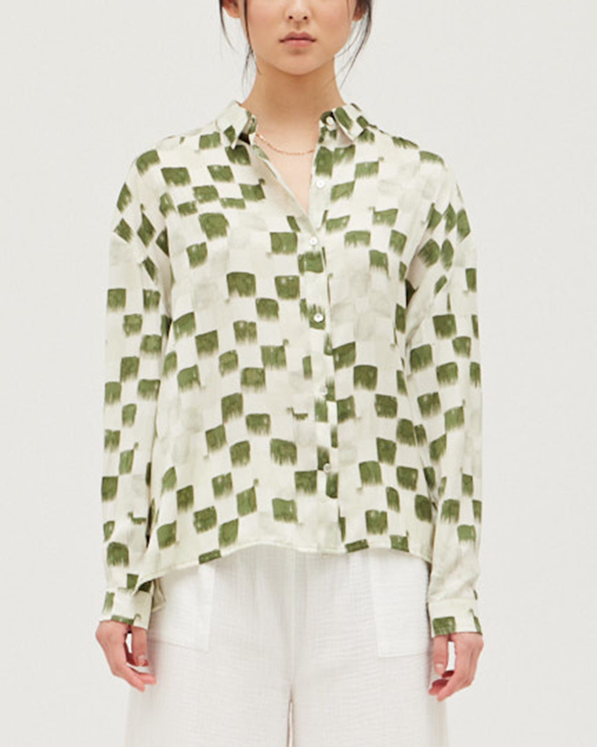 BUTTON UP SHIRT