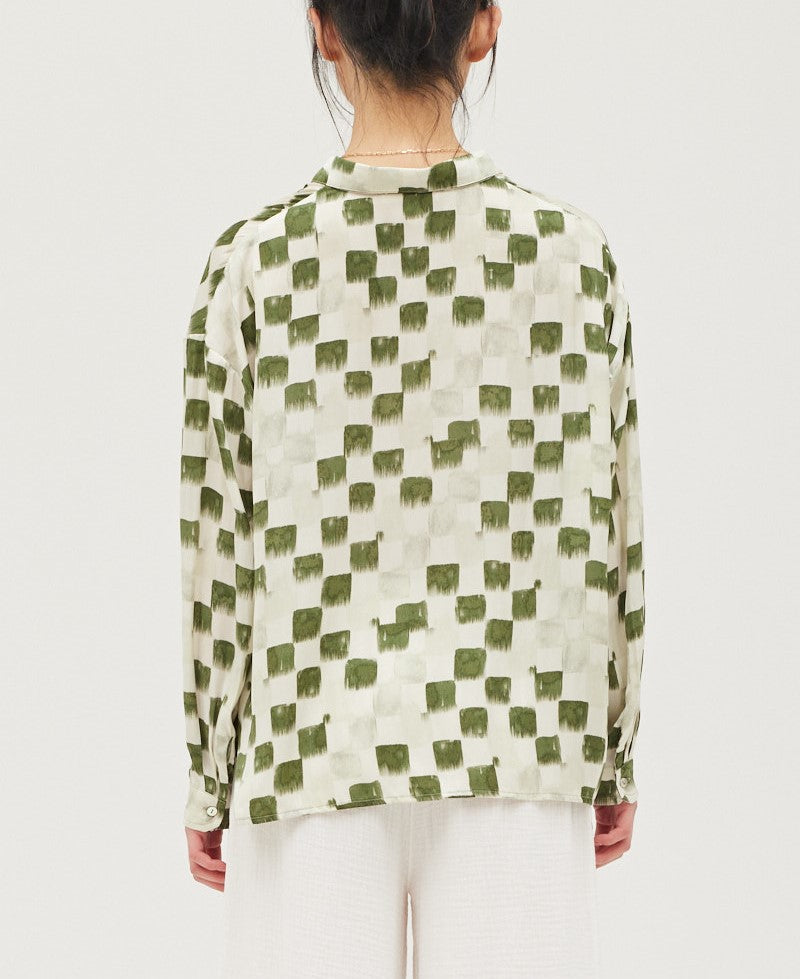 BUTTON UP SHIRT