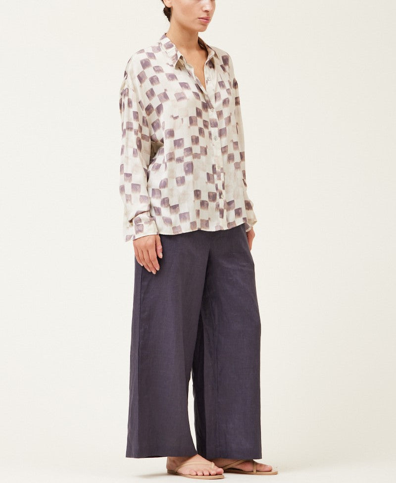 BUTTON UP SHIRT