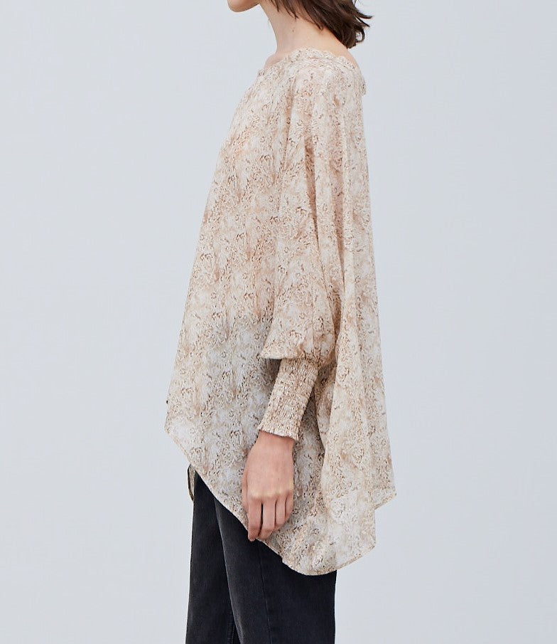 SMOCKED SLEEVE BLOUSE