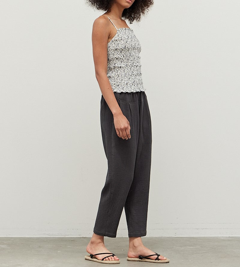 DITSY FLORAL SMOCKED TANK