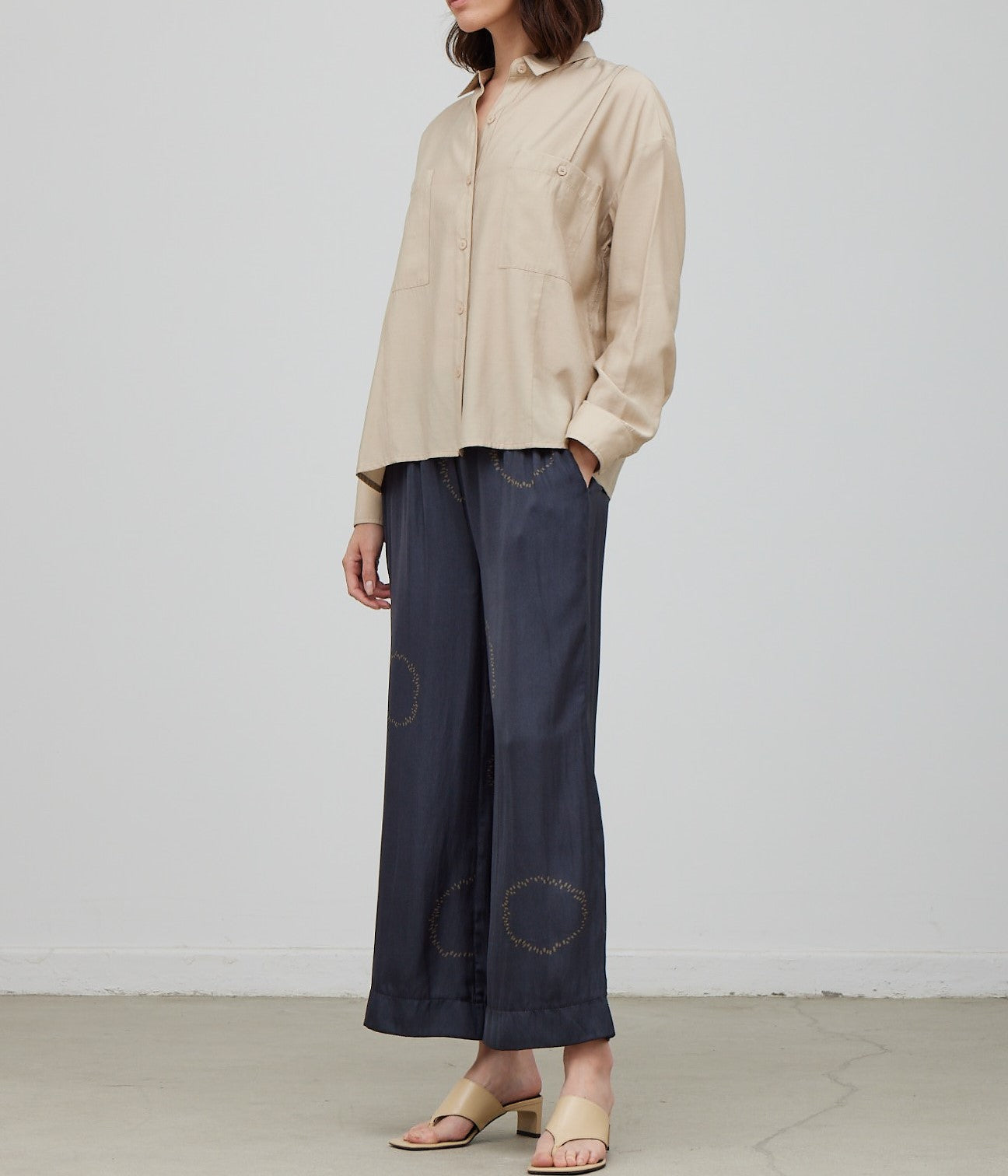 DOUBLE POCKET SHIRT