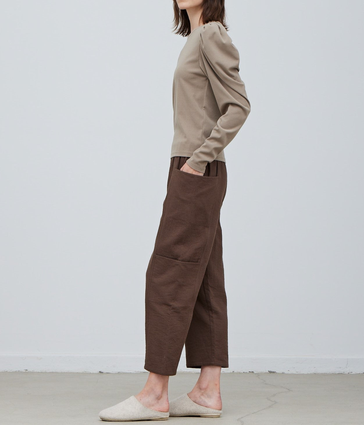 BASIC SHIRRING SLEEVE BLOUSE