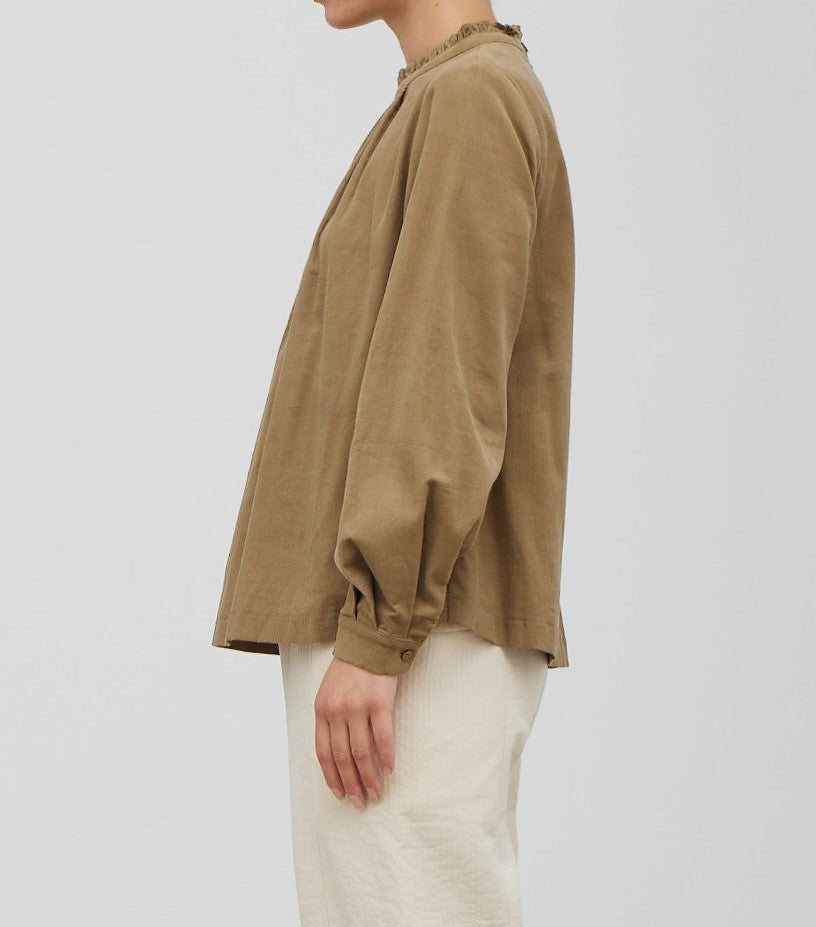 PLEATED DETAIL CORUROY BLOUSE