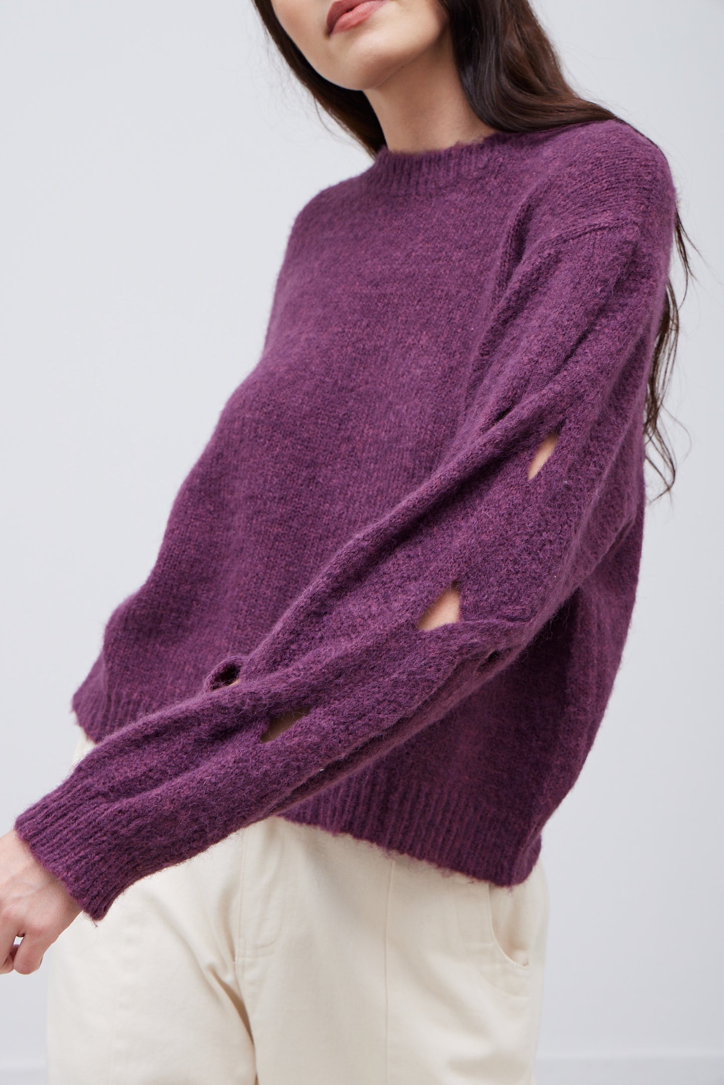 DETAILED PULLOVER SWEATER