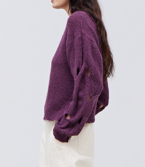 DETAILED PULLOVER SWEATER