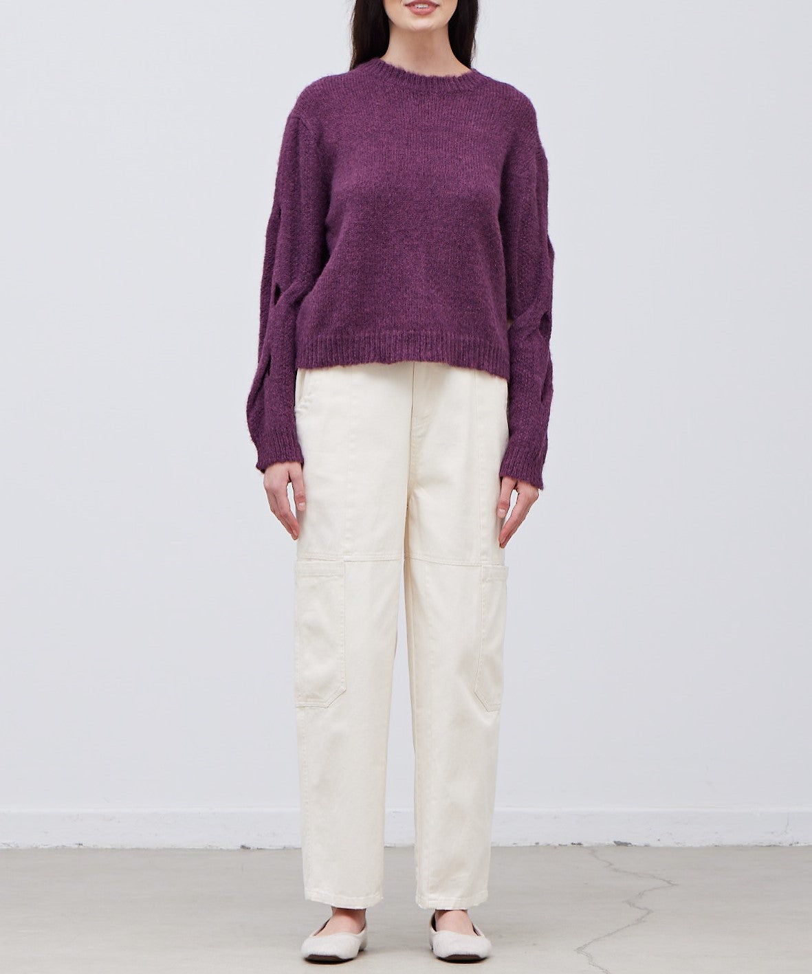 DETAILED PULLOVER SWEATER