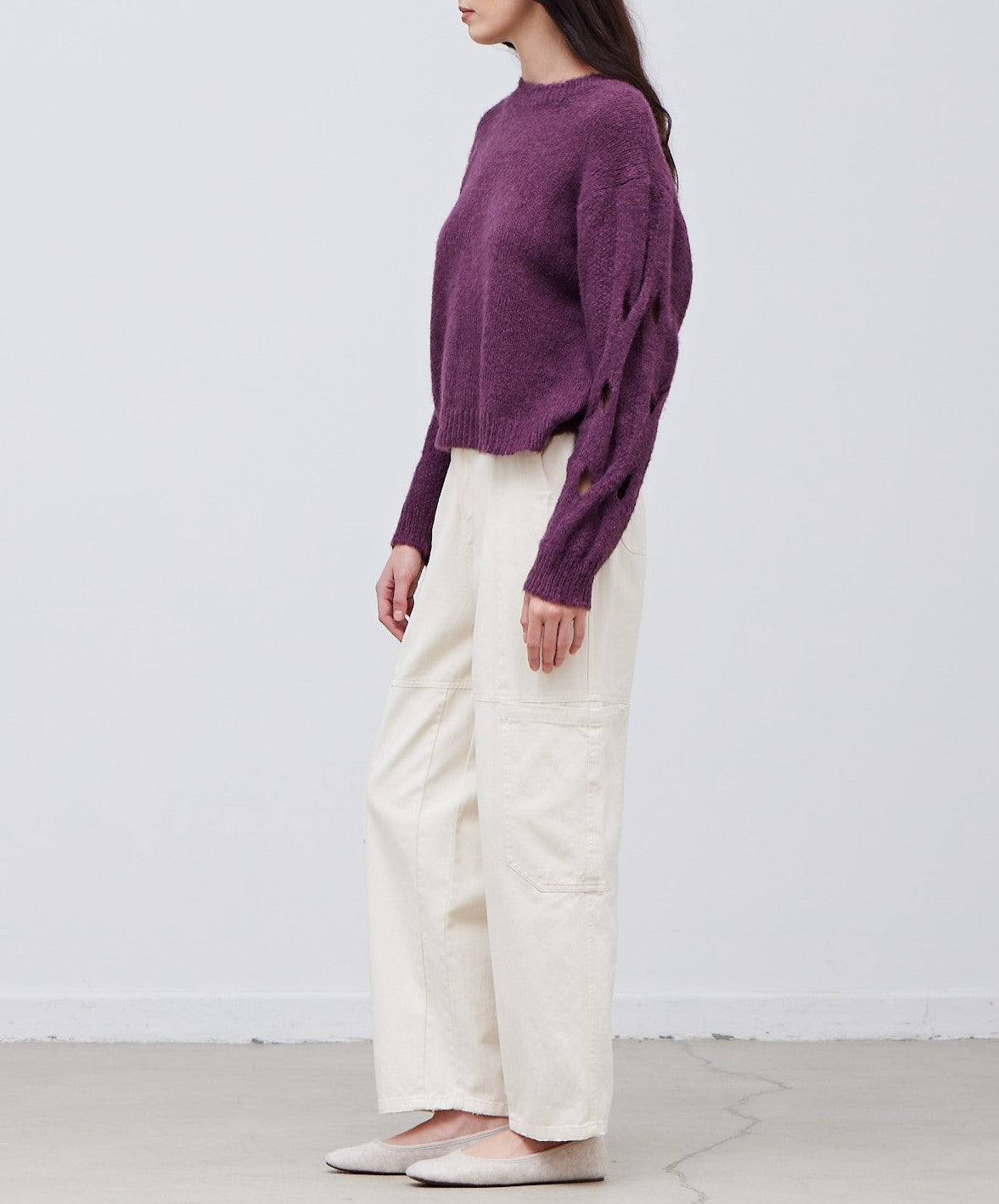DETAILED PULLOVER SWEATER