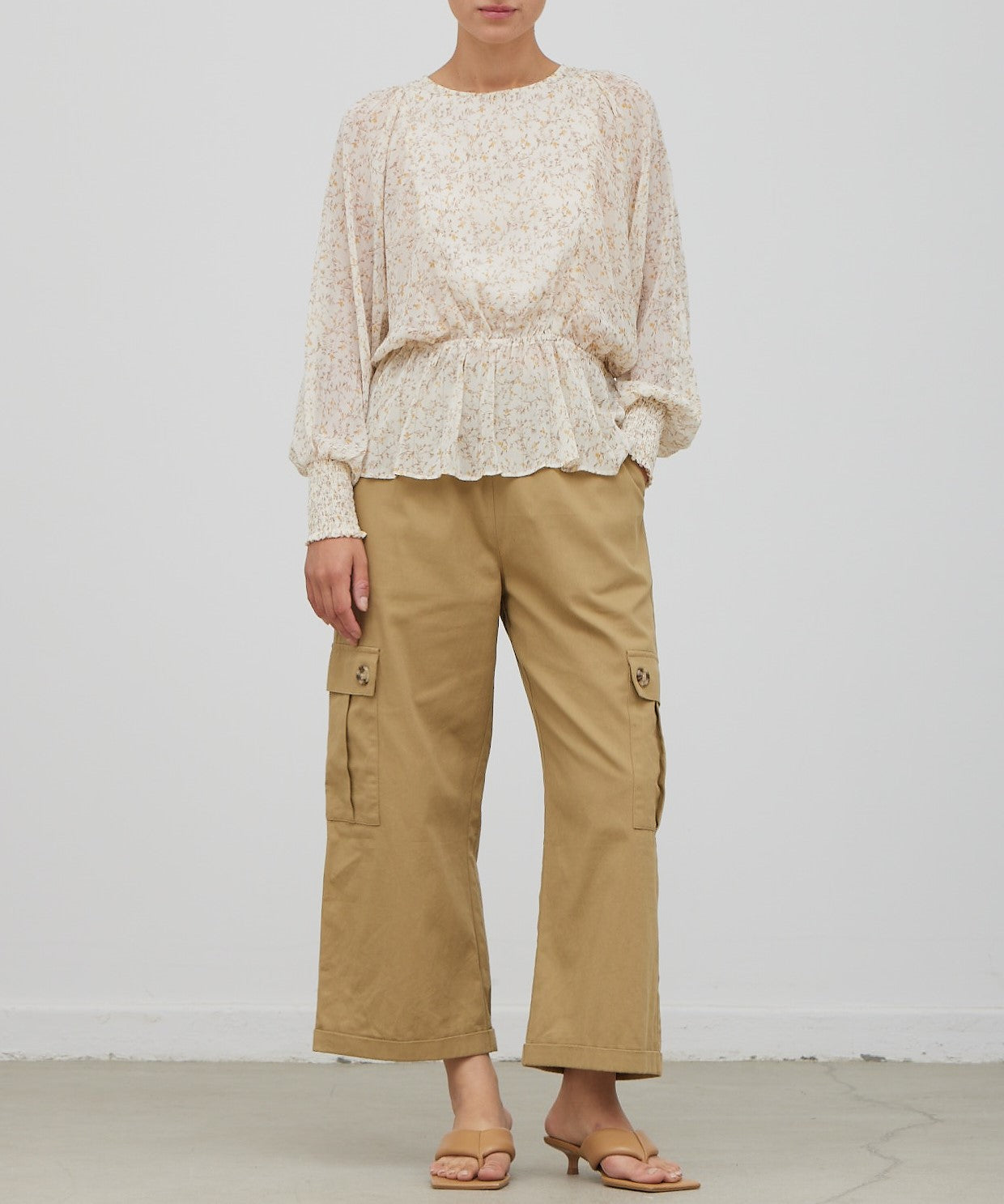 DOLMAN SLEEVE PRINTED BLOUSE