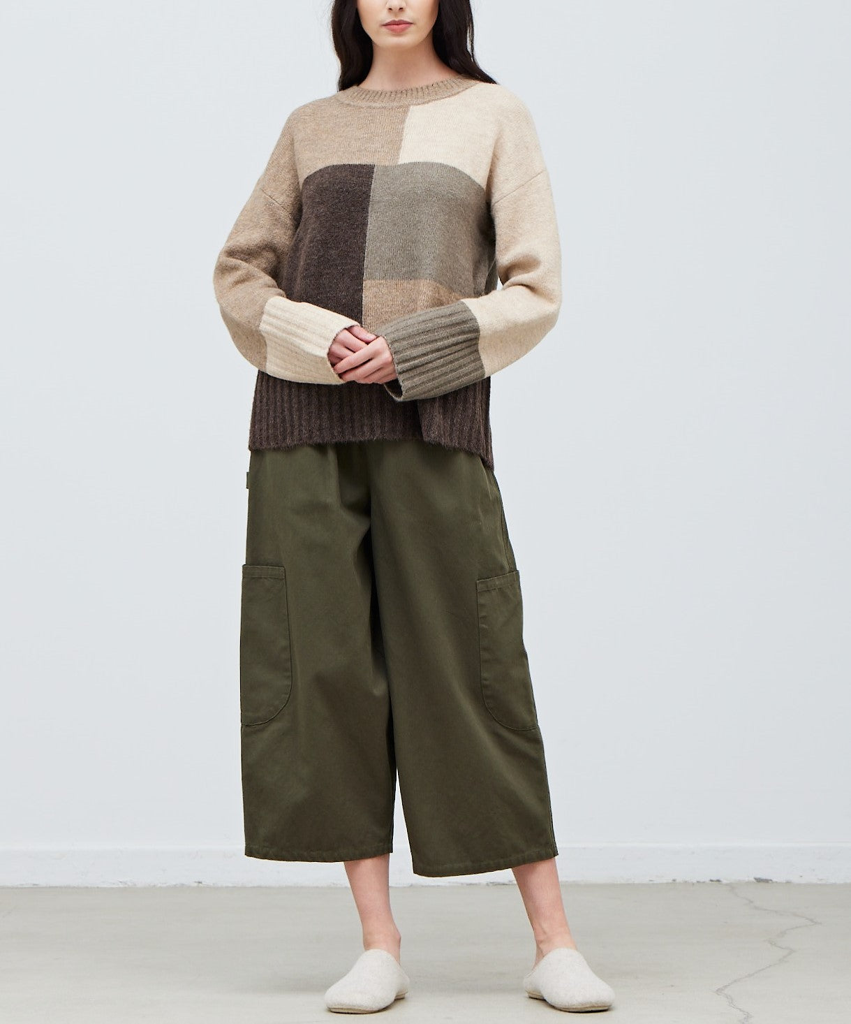 COLOR BLOCK SWEATER TOP