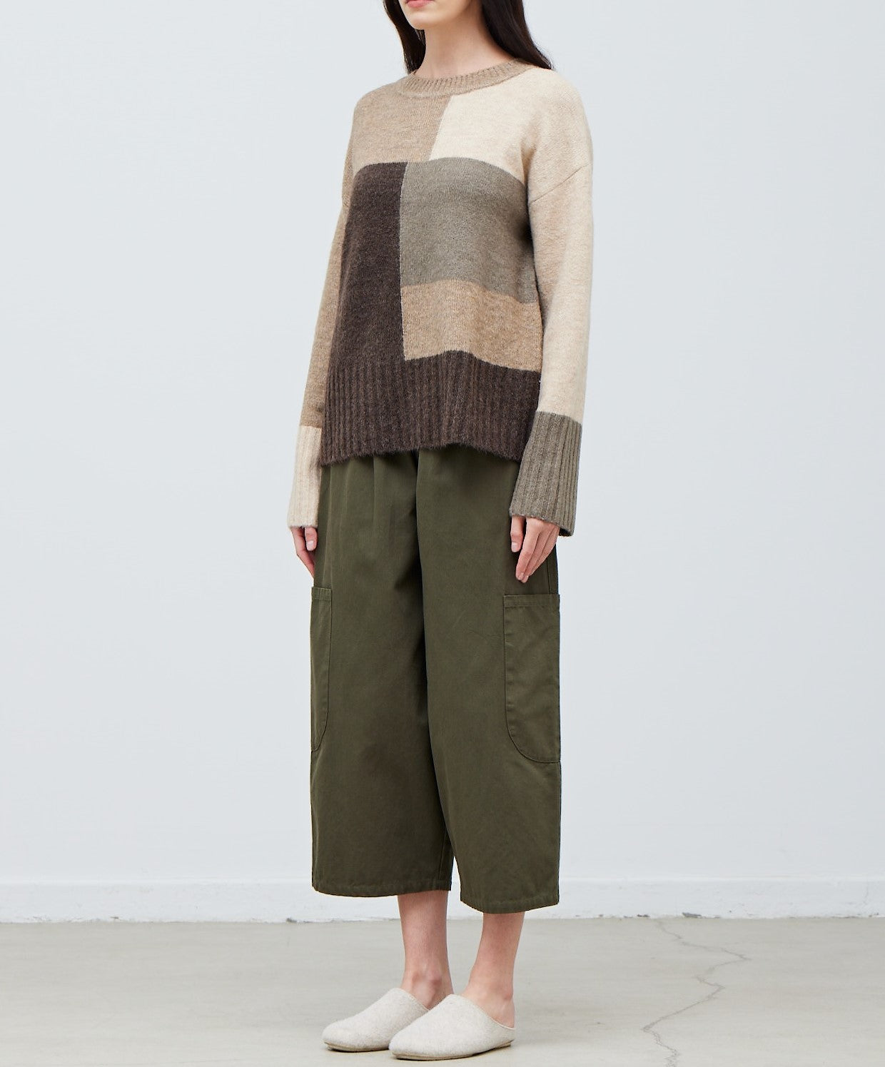 COLOR BLOCK SWEATER TOP