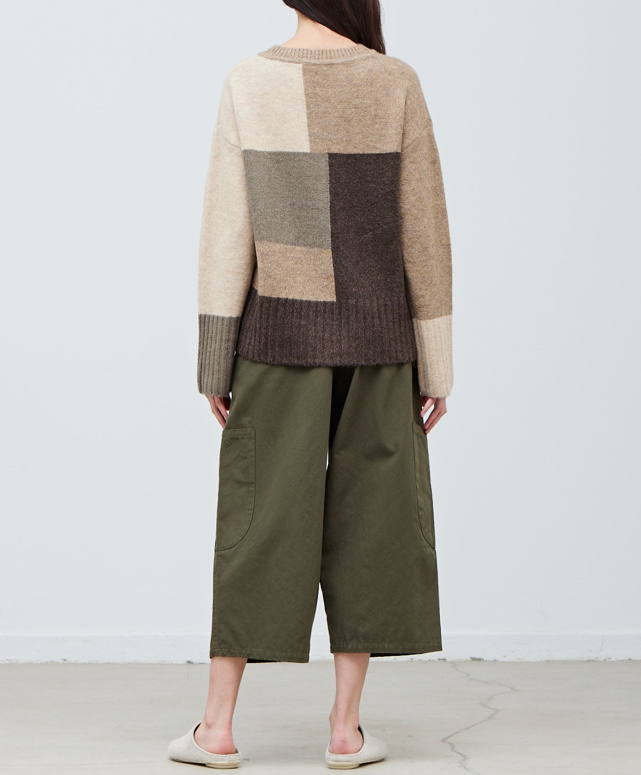 COLOR BLOCK SWEATER TOP