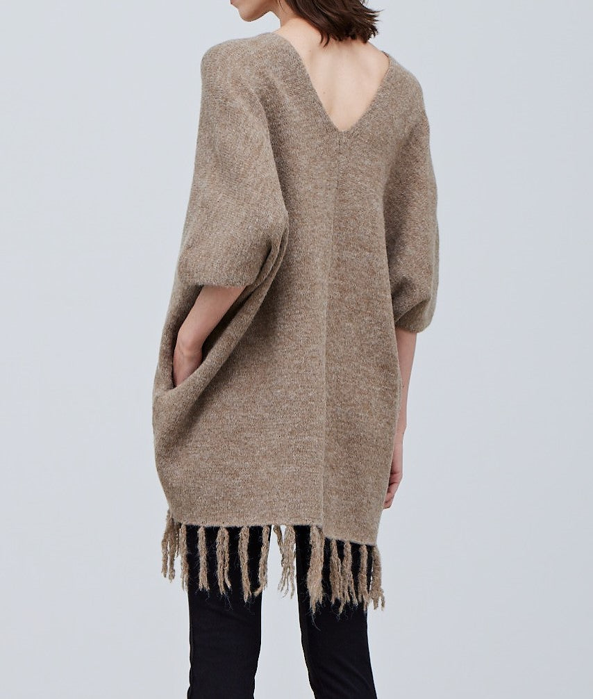 FRINGE HEM KNIT PONCHO
