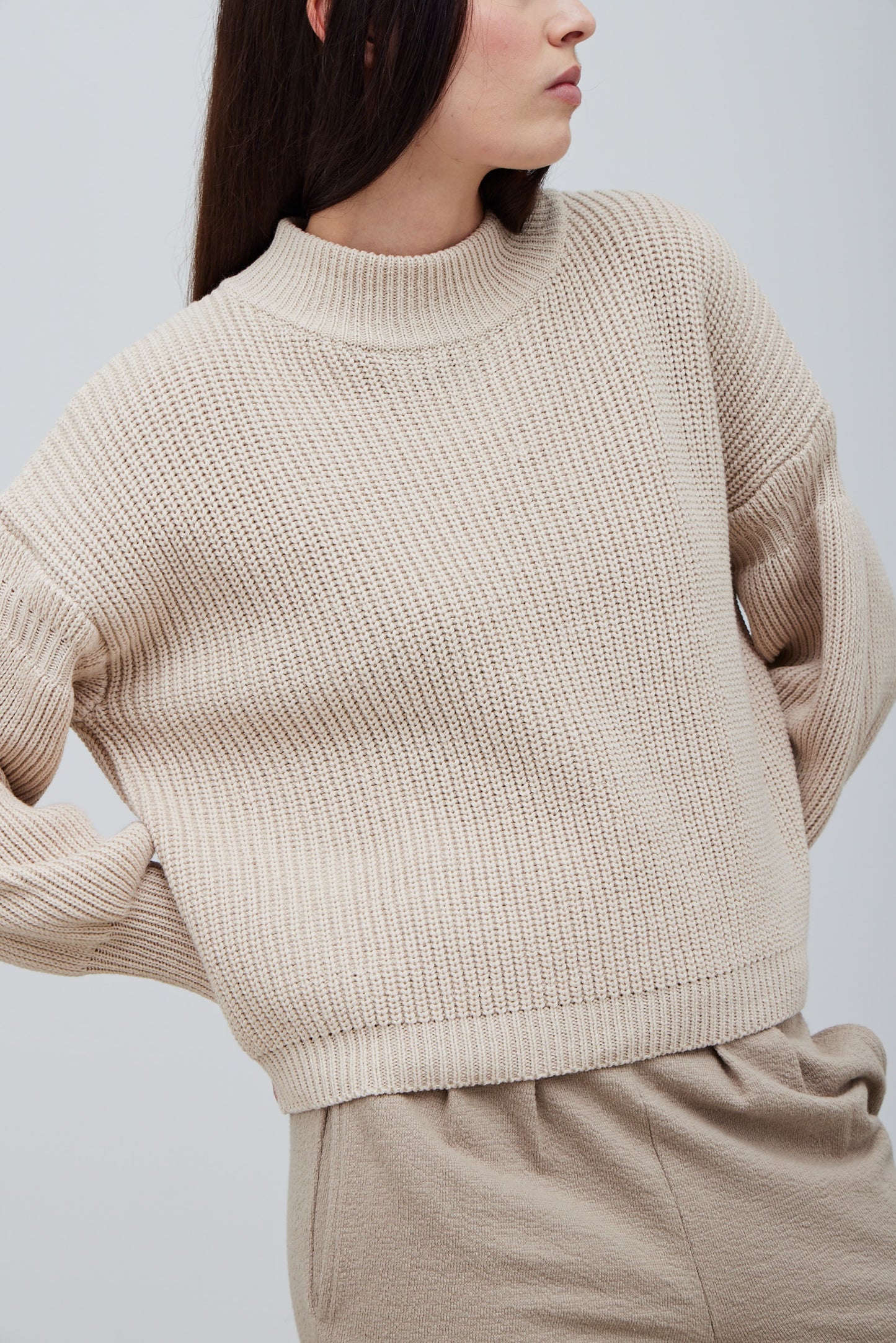 MOCK NECK SWEATER