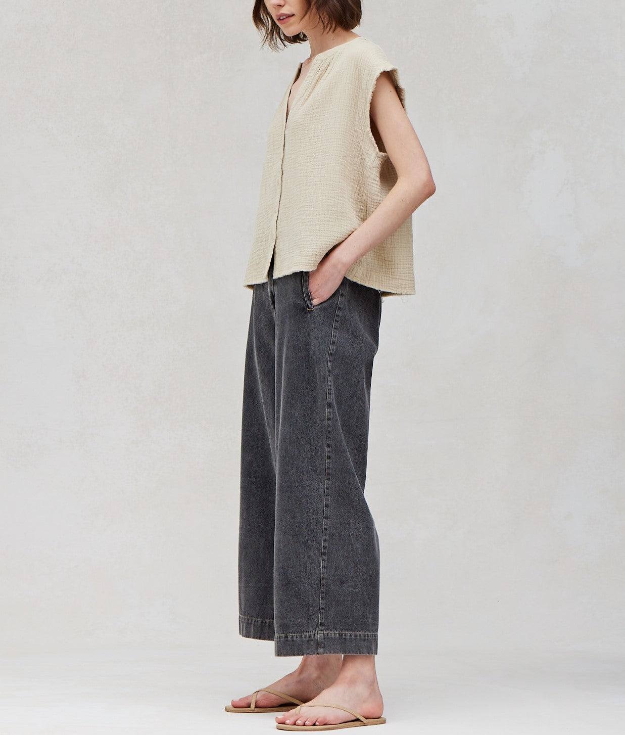 BOXY GAUZE TOP