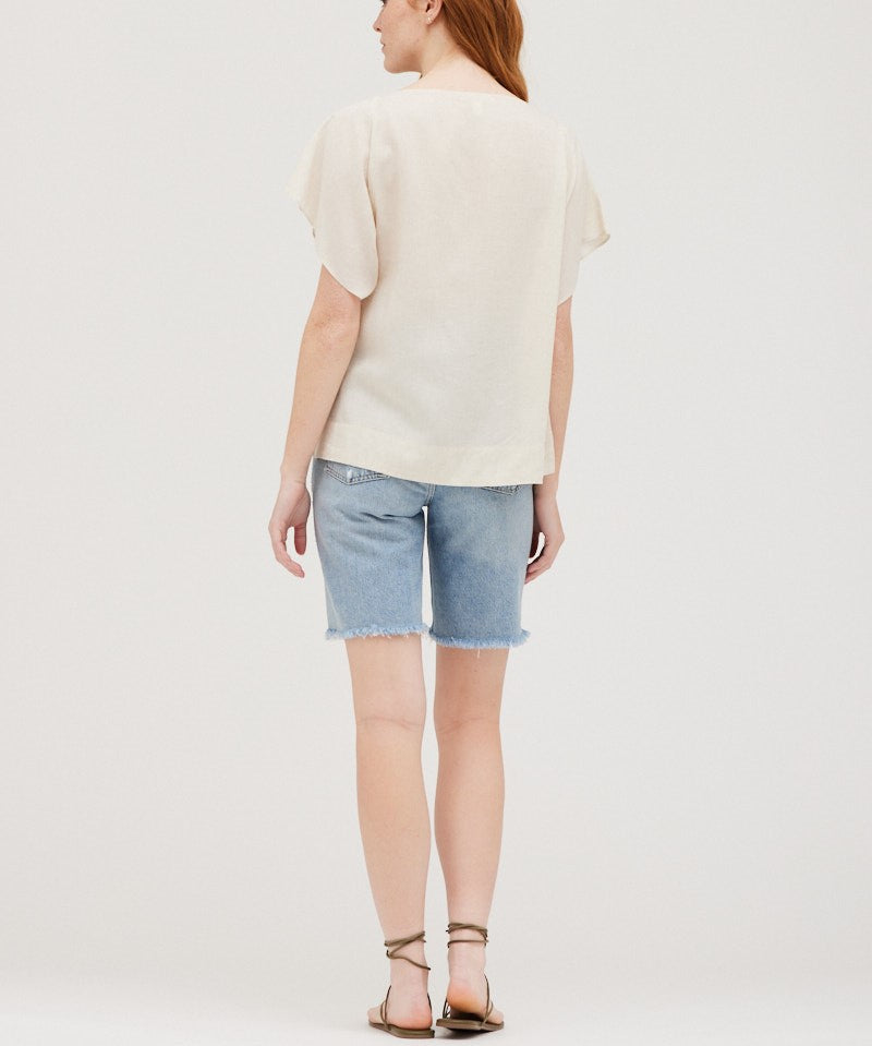 PLEAT SHOULDER DRAPE BLOUSE