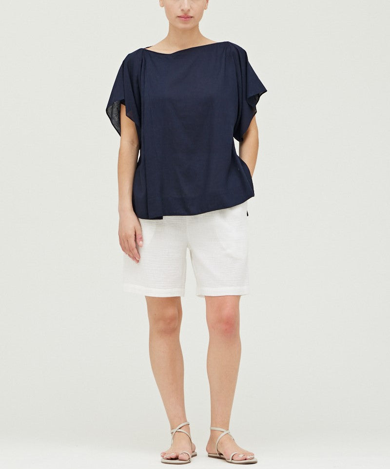 PLEAT SHOULDER DRAPE BLOUSE
