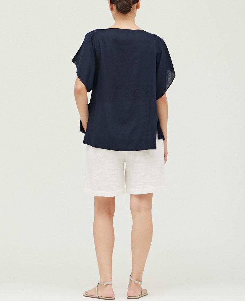 PLEAT SHOULDER DRAPE BLOUSE