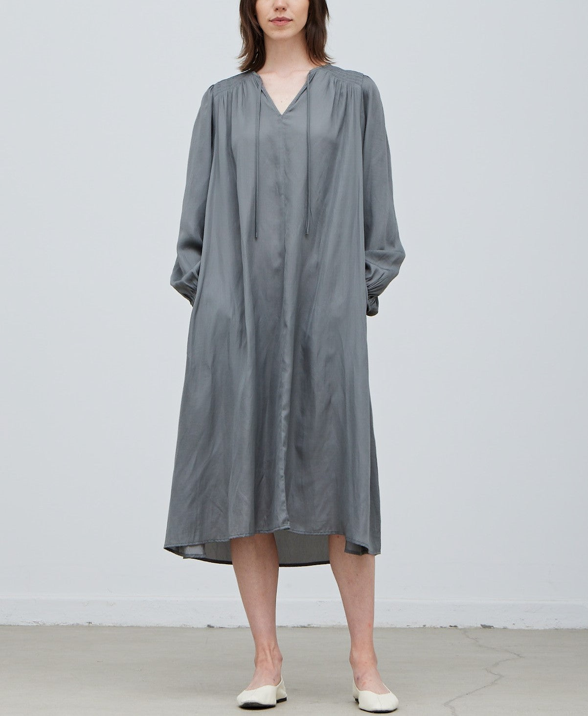 BASIC MIDI SATIN DRESS
