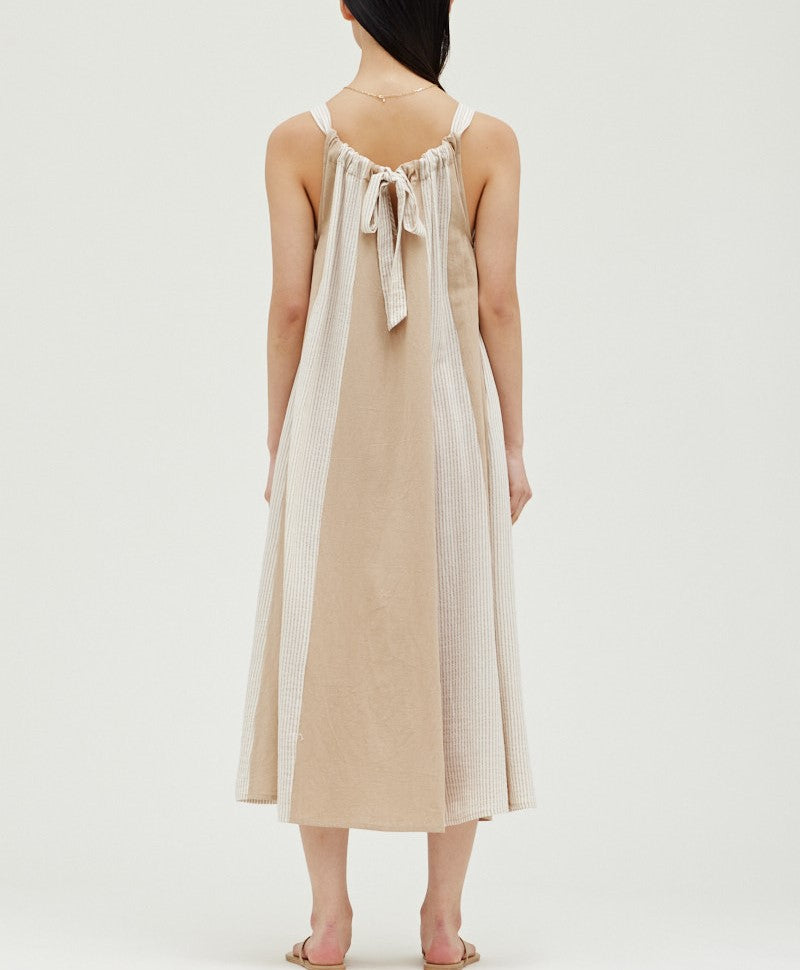VERTICAL CONTRAST MAXI DRESS