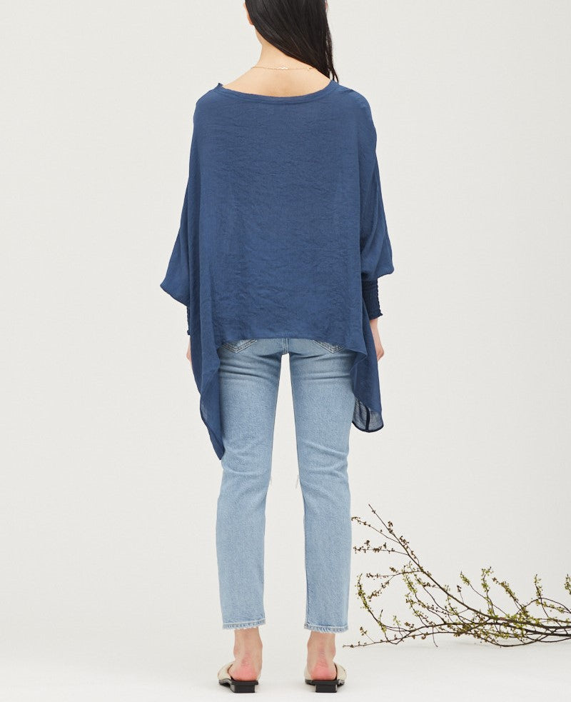 SMOCKED SLEEVE BLOUSE