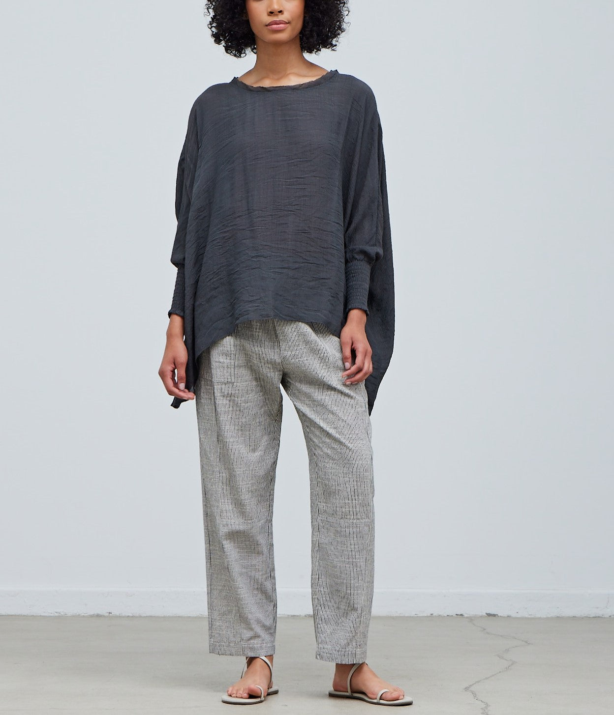 SMOCKED SLEEVE BLOUSE
