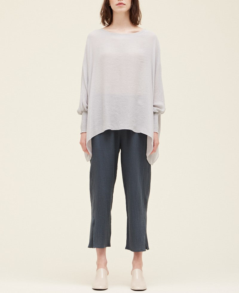 SMOCKED SLEEVE BLOUSE