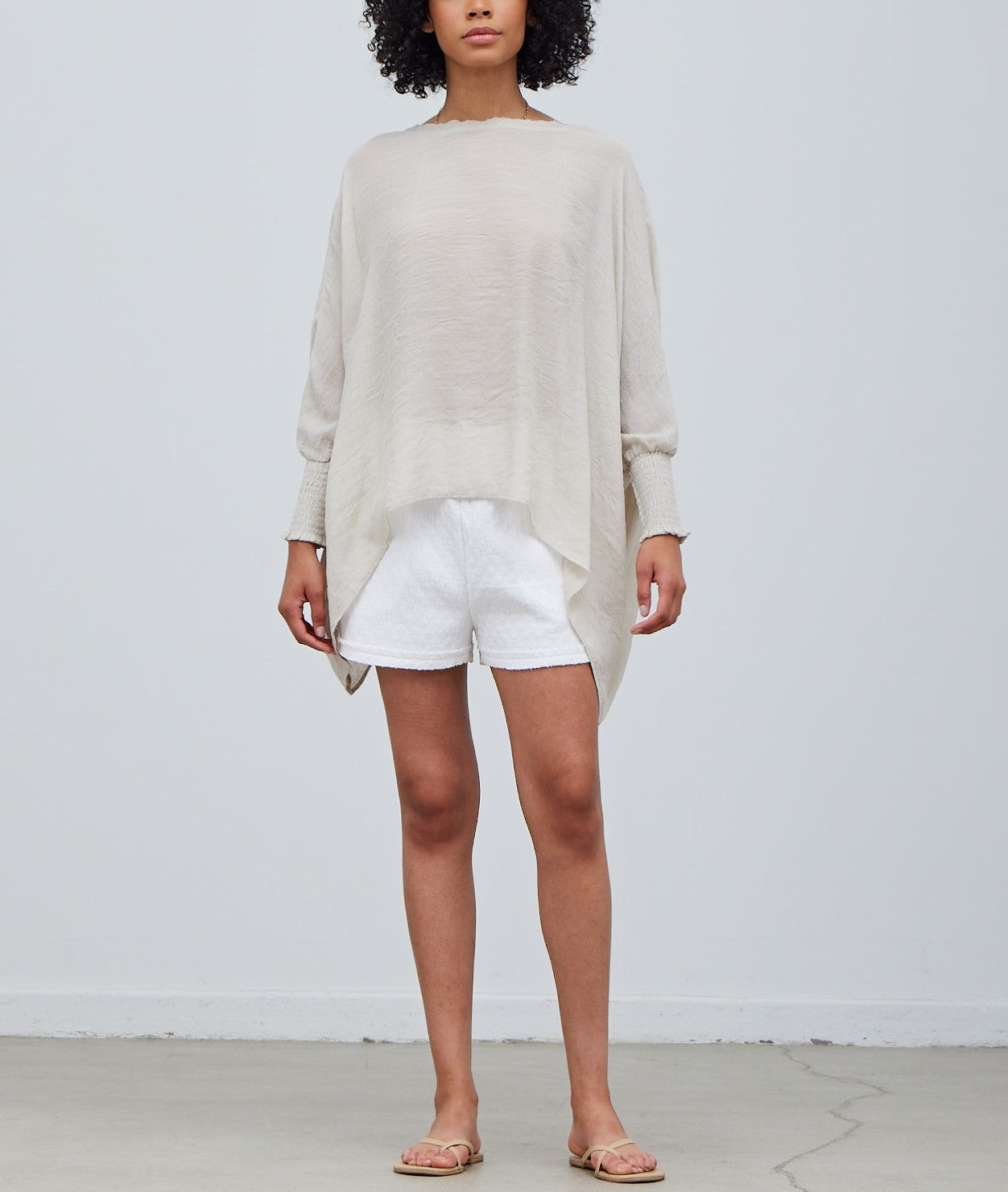 SMOCKED SLEEVE BLOUSE