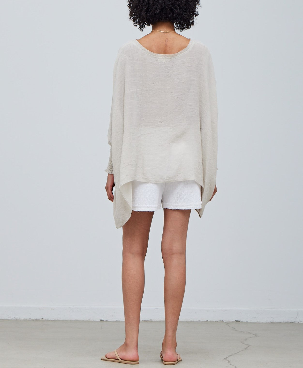 SMOCKED SLEEVE BLOUSE