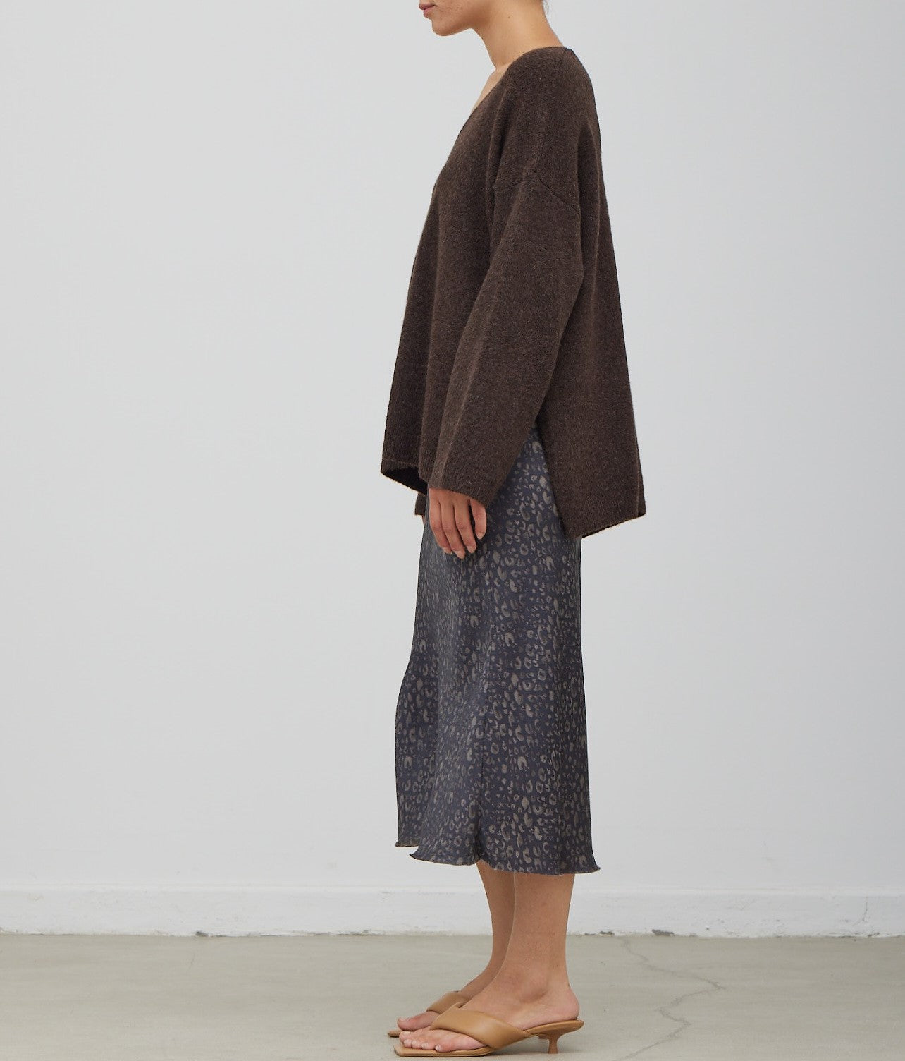 LEOPARD SATIN SLIP SKIRT