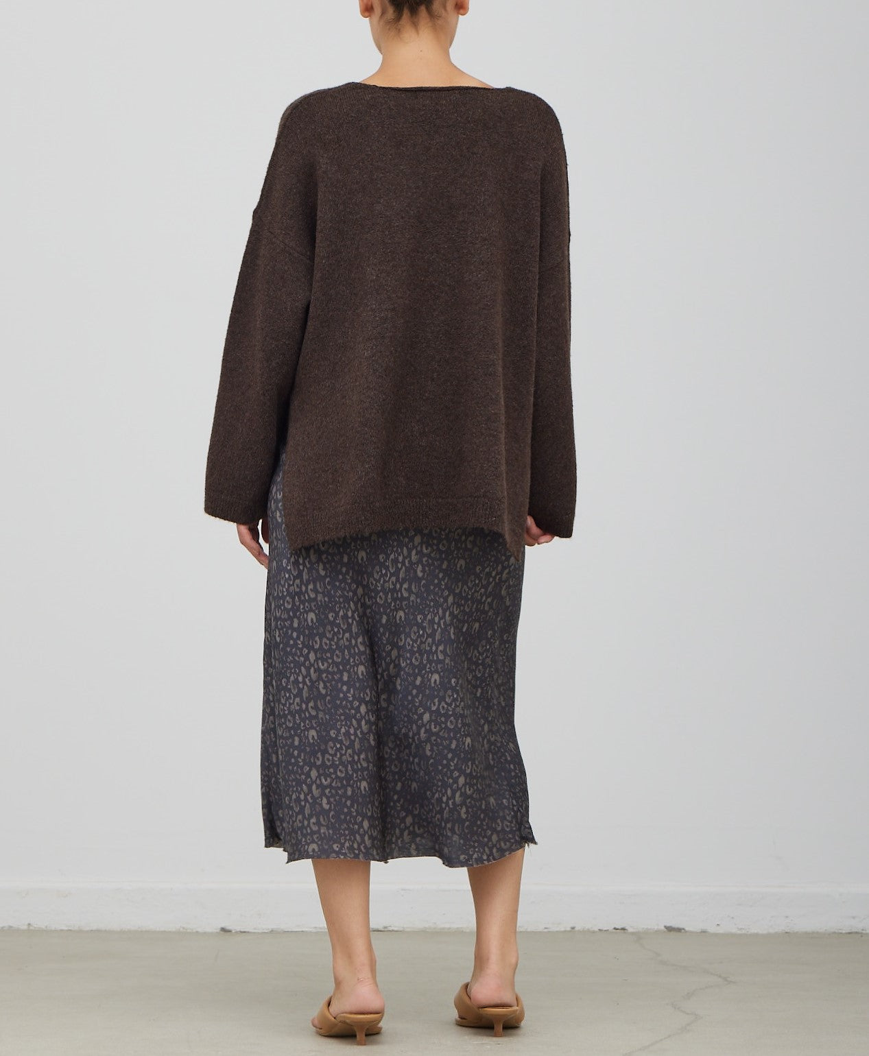 LEOPARD SATIN SLIP SKIRT
