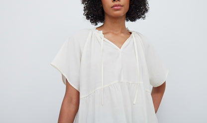 DRAPEY SHIRRED BLOUSE