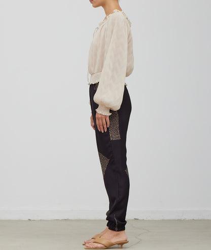 OFF THE SHOULDER TEXTURED TOP