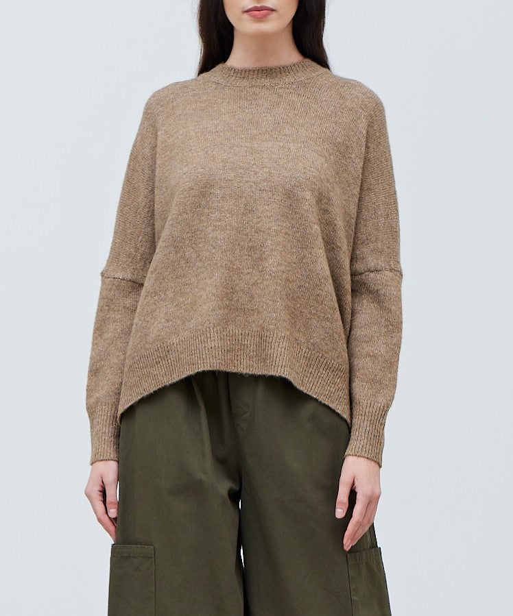 CROPPED OVERSIZED PULLOVER SWEATER