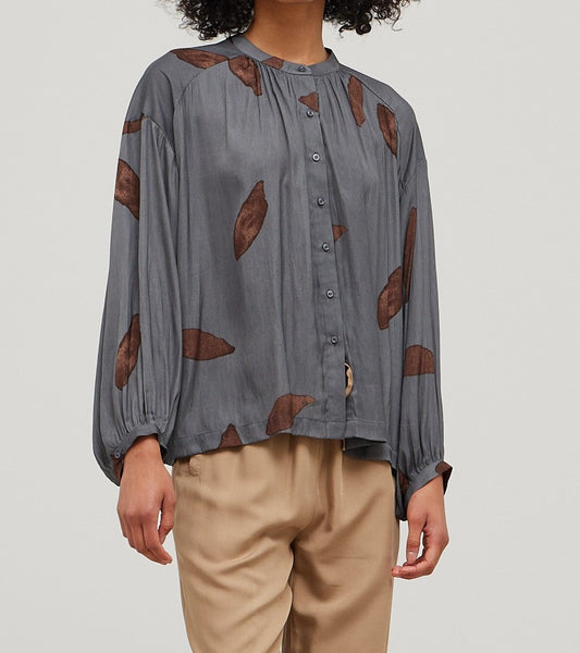 SATIN PETAL PRINT BLOUSE