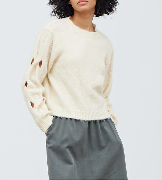 DETAILED PULLOVER SWEATER