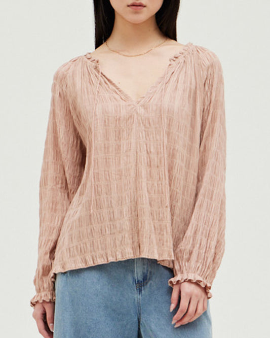 TEXTURE FABRIC BLOUSE