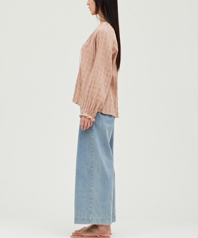 TEXTURE FABRIC BLOUSE