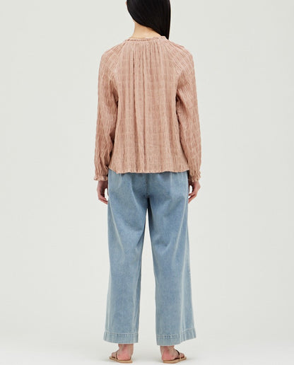 TEXTURE FABRIC BLOUSE