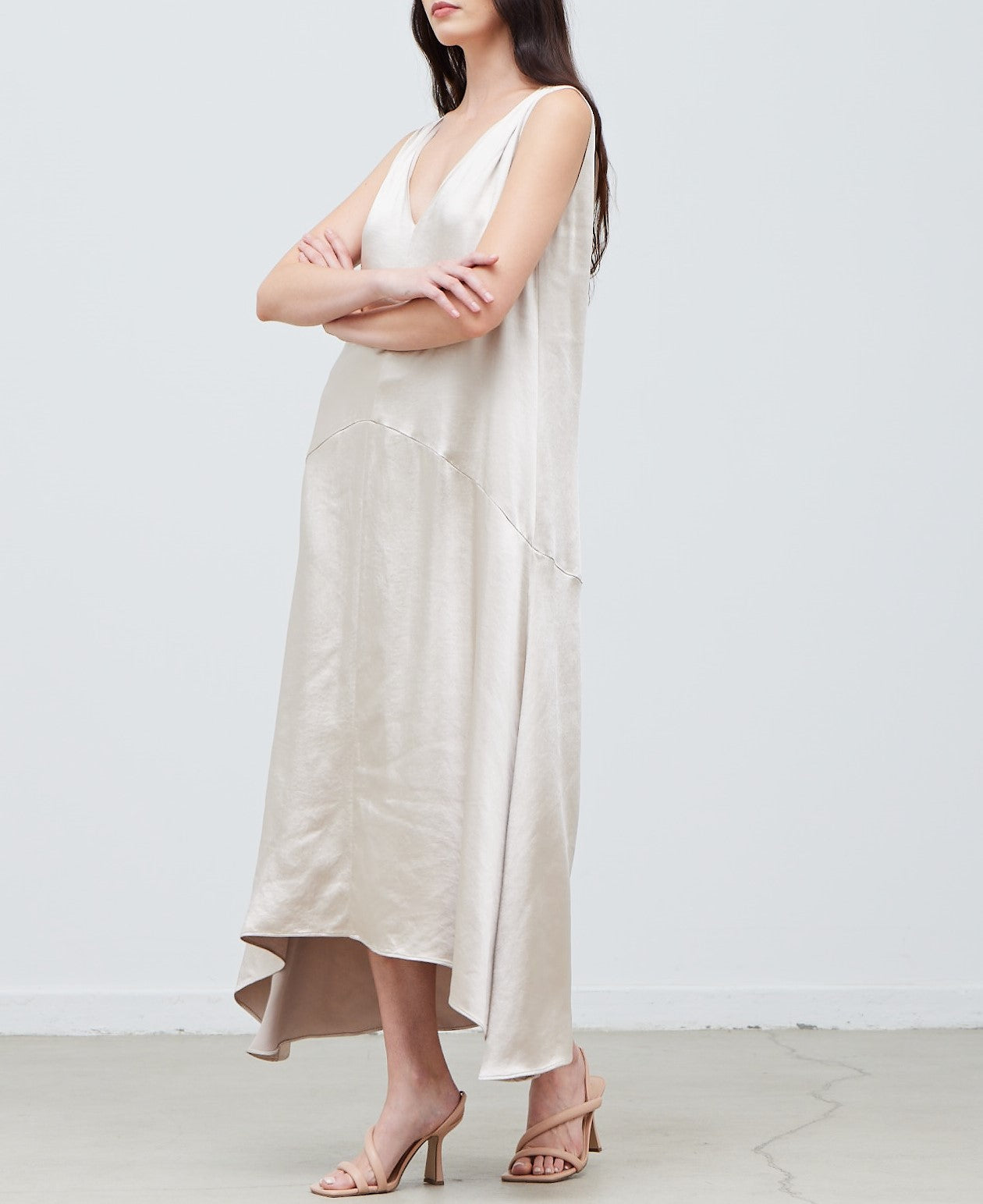 V NECK SATIN DRESS